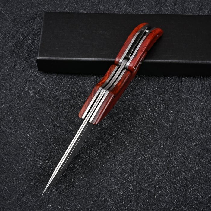 "Heritage Lockback" vokas: Damasko plienas ir sandalmedis 🔪