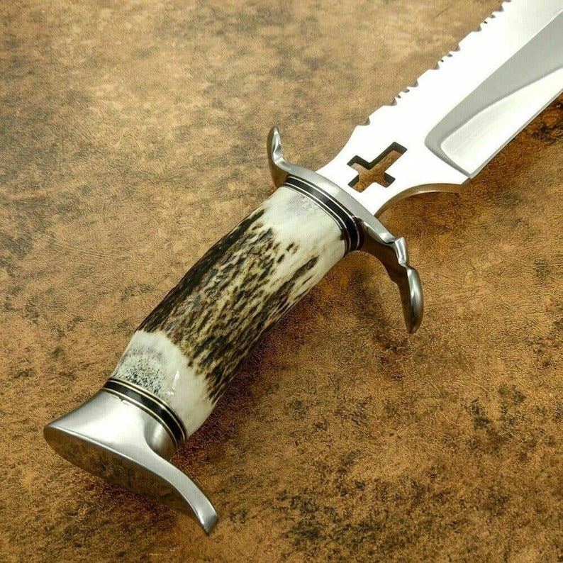 Rankų darbo didelio anglies plieno Bowie peilis – bendras ilgis 20 colių – rago rankena su sidabriniais akcentais